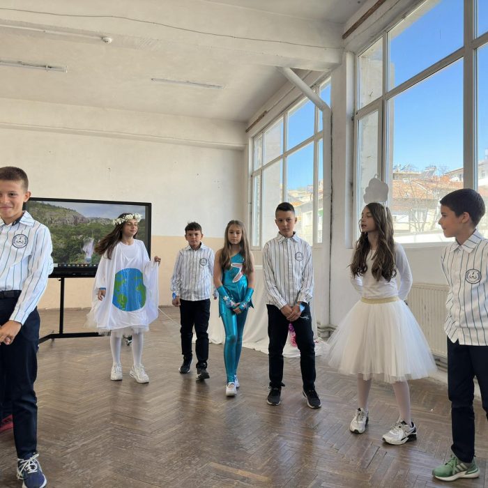 Водата (12)