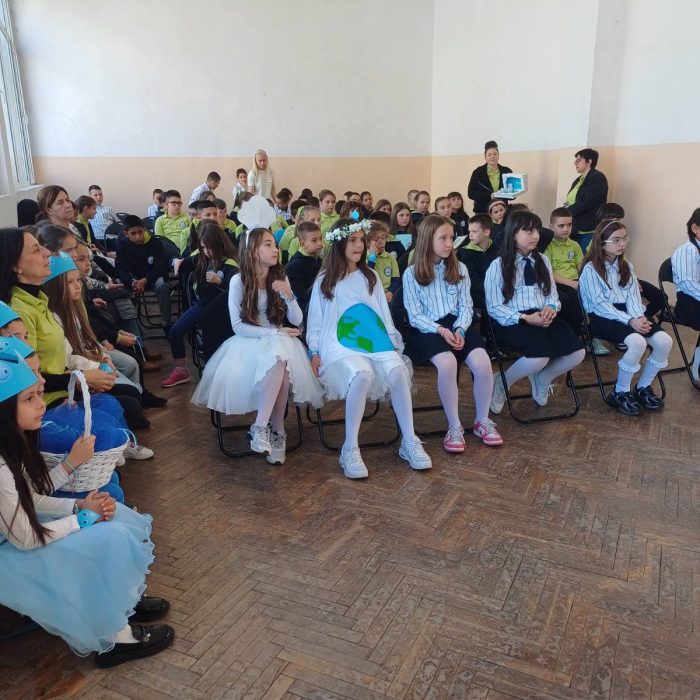 Водата (21)