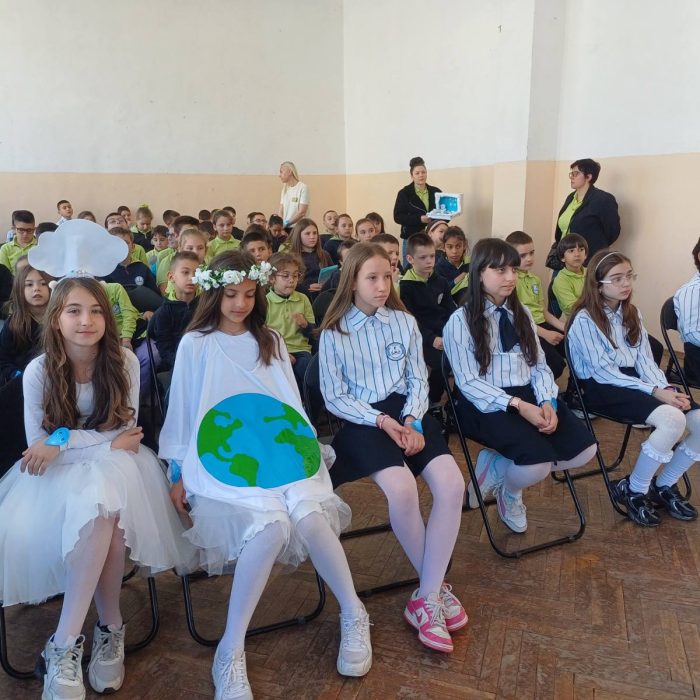 Водата (24)